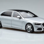 Mercedes Maybach S600 W222 V12 Biturbo Hightech Silver Almost Real 1:18 - image 6 of 12