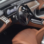 Mercedes Maybach S600 W222 V12 Biturbo Hightech Silver Almost Real 1:18 - image 10 of 12
