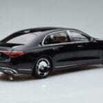 Mercedes Maybach S600 W222 V12 Biturbo Obsidian Svart Almost Real 1:18 - image 3 of 11