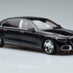 Mercedes Maybach S600 W222 V12 Biturbo Obsidian Svart Almost Real 1:18 - image 6 of 11