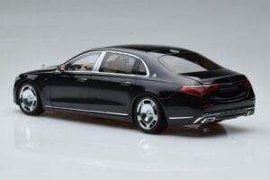 Mercedes Maybach S600 W222 V12 Biturbo Obsidian Svart Almost Real 1:18 820115 Metall — bild 7 av 11