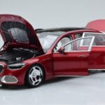 Mercedes Maybach S600 W222 V12 Biturbo Patagonia Röd Almost Real 1:18 - image 2 of 10