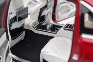 Mercedes Maybach S600 W222 V12 Biturbo Patagonia Röd Almost Real 1:18 820119 Metall — bild 9 av 10