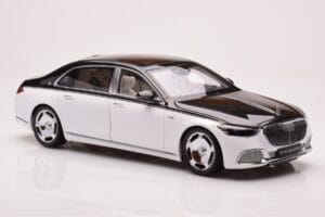 Mercedes Maybach S680 W223 Obsidian Svart Diamond Vit Almost Real 1:18 820121 Metall — bild 5 av 7