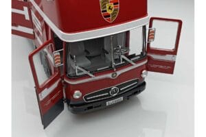 Mercedes O317 Porsche Transporter Röd CMR 1:18 CMR149 Metall — bild 6 av 12