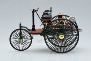 Mercedes Patent Motorwagen Grön Norev 1:18 183701 Metall — bild 3 av 6