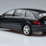 Mercedes R-Class W251 Obsidian Svart Minichamps 1:18 B66962325 Metall - image 6 of 7