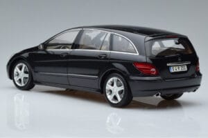 Mercedes R-Class W251 Obsidian Svart Minichamps 1:18 B66962325 Metall — bild 6 av 7