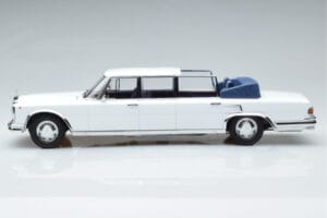 Mercedes 600 Pullman W100 Landaulet Vit KK-Scale 1:18 KKDC181184 Metall — bild 3 av 6