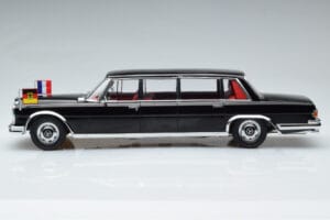 Mercedes 600 Pullman W100 W. Brandt G. Pompidou KK-Scale 1:18 KKDC181134 Metall — bild 3 av 6