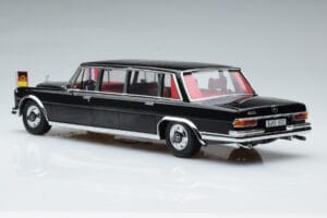 Mercedes 600 Pullman W100 W. Brandt G. Pompidou KK-Scale 1:18 KKDC181134 Metall — bild 5 av 6