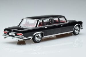 Mercedes 600 LWB Pullman W100 Svart MCG 1:18 MCG18187 Metall — bild 2 av 6