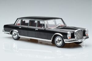 Mercedes 600 LWB Pullman W100 Svart MCG 1:18 MCG18187 Metall — bild 4 av 6