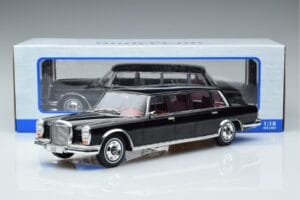 Mercedes 600 LWB Pullman W100 Svart MCG 1:18 MCG18187 Metall — bild 6 av 6