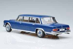 Mercedes S-Class 600 W100 LWB Pullman Mörkblå MCG 1:18 MCG18189 Metall — bild 5 av 6