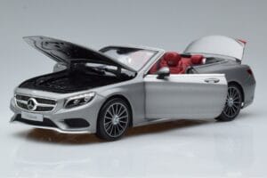Mercedes S-Class A217 Cabriolet Grå Norev 1:18 B66960355 Metall — bild 2 av 8