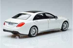 Mercedes S-Class W222 AMG Line Norev 1:18 183792 Metall — bild 3 av 7