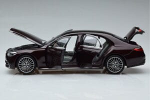 Mercedes S-Class W223 AMG Line Röd Norev 1:18 183804 Metall — bild 4 av 8