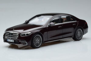 Mercedes S-Class W223 AMG Line Röd Norev 1:18