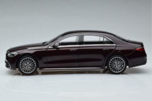 Mercedes S-Class W223 AMG Line Röd Norev 1:18 183804 Metall — bild 5 av 8