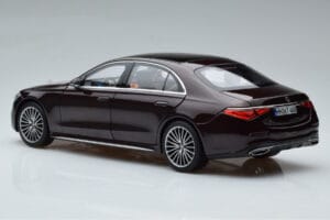 Mercedes S-Class W223 AMG Line Röd Norev 1:18 183804 Metall — bild 7 av 8