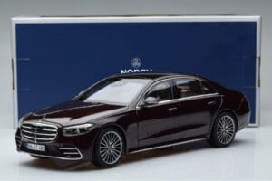 Mercedes S-Class W223 AMG Line Röd Norev 1:18 183804 Metall — bild 8 av 8