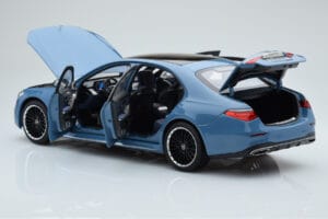 Mercedes S-Class W223 Vintage Blå Norev 1:18 B66960828 Metall — bild 4 av 7