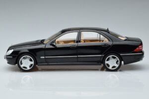 Mercedes S-Class W220 S55 AMG Begränsad Upplaga Norev 1:18 183812 Metall — bild 4 av 7