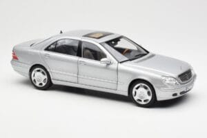 Mercedes S600 W220 Silver Metallic Norev 1:18 183810 Metall — bild 6 av 8