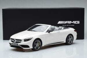 Mercedes AMG S63 A217 Cabriolet Diamond Vit GT Spirit 1:18 B66965712 Resin — bild 6 av 6