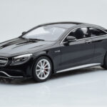 Mercedes AMG S63 C217 Coupe Svart GT Spirit 1:18