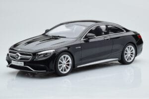 Mercedes AMG S63 C217 Coupe Svart GT Spirit 1:18 ZM041
