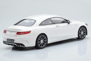 Mercedes AMG S63 C217 Coupe Vit GT Spirit 1:18 B66960372 Resin — bild 2 av 6