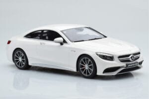 Mercedes AMG S63 C217 Coupe Vit GT Spirit 1:18 B66960372 Resin — bild 4 av 6