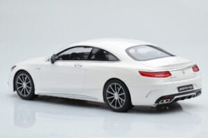 Mercedes AMG S63 C217 Coupe Vit GT Spirit 1:18 B66960372 Resin — bild 5 av 6