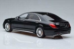 Mercedes AMG S65 W222 Svart GT Spirit 1:18 GT228 Resin — bild 5 av 6