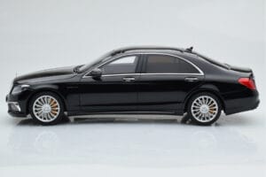 Mercedes AMG S65 W222 Svart GT Spirit 1:18 ZM043 Resin — bild 3 av 6