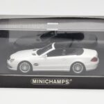 Mercedes SL 55 AMG R230 Vit Minichamps 1:43 - image 4 of 4