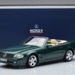Mercedes SL500 R129 Grön Metallic Norev 1:18 183753 Metall - image 8 of 8