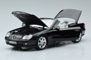 Mercedes SL500 R230 Svart Norev 1:18 183840 Metall — bild 2 av 8