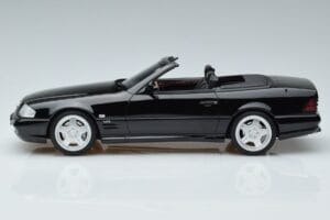 Mercedes SL73 AMG R129 Otto 1:18 OT958 Resin — bild 3 av 6