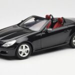 Mercedes SLK R171 Obsidian Svart Metallic Minichamps 1:18 B66962319
