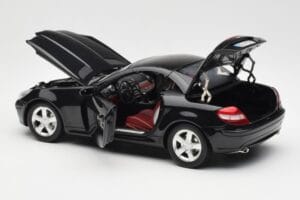 Mercedes SLK R171 Obsidian Svart Metallic Minichamps 1:18 B66962319 Metall — bild 6 av 9