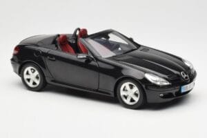 Mercedes SLK R171 Obsidian Svart Metallic Minichamps 1:18 B66962319 Metall — bild 7 av 9