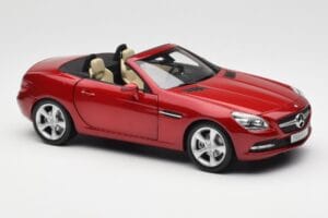 Mercedes SLK R172 Designo Zircon Röd Minichamps 1:18 B66960513 Metall — bild 6 av 8