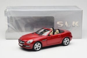 Mercedes SLK R172 Designo Zircon Röd Minichamps 1:18 B66960513 Metall — bild 8 av 8