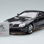 Mercedes SLR McLaren Svart CMC 1:18 - image 8 of 10