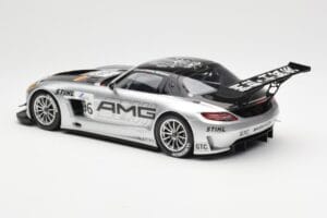 Mercedes SLS AMG GT3 #96 M. Hakkinen AMG Customer Sports 6 Hours of Zhuhai ILMC 2011 Minichamps 1:18 B66960197 Metall — bild 5 av 6