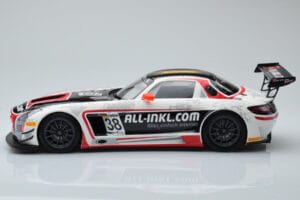 Mercedes SLS AMG GT3 Munnich Motorsport #38 M. Basseng / M. Winkelhock Champions FIA GT1 World Championship 2012 Minichamps 1 — bild 3 av 6
