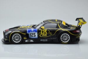 Mercedes SLS AMG GT3 Rowe Racing #125 Zehe / Bullitt / Renger / Hartung ADAC 24 Hours of Nurburgring 2013 Minichamps 1:18 151 — bild 3 av 6